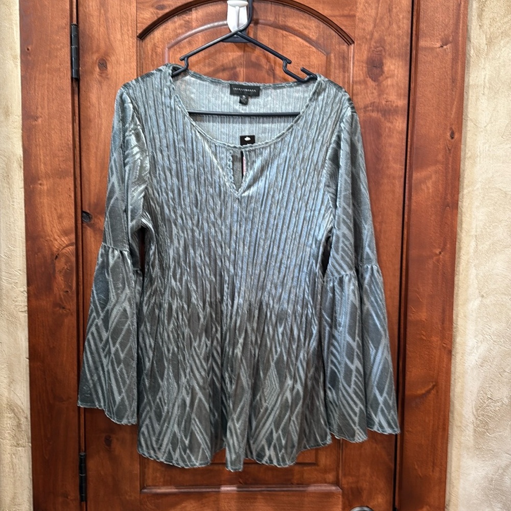 Investment blouse